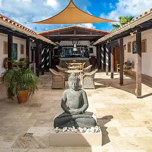 https://bonaire-2-stay-playa.comcaribbean.com